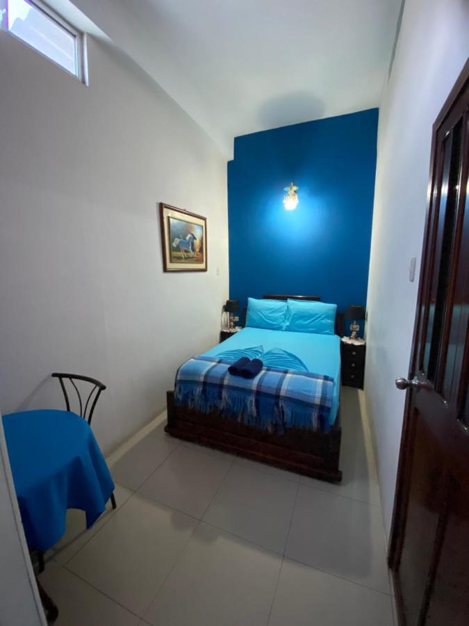 Hostal Puerto Azul マンタ エクステリア 写真