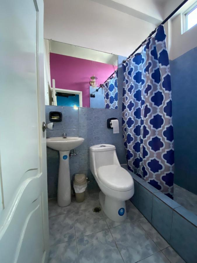 Hostal Puerto Azul マンタ エクステリア 写真