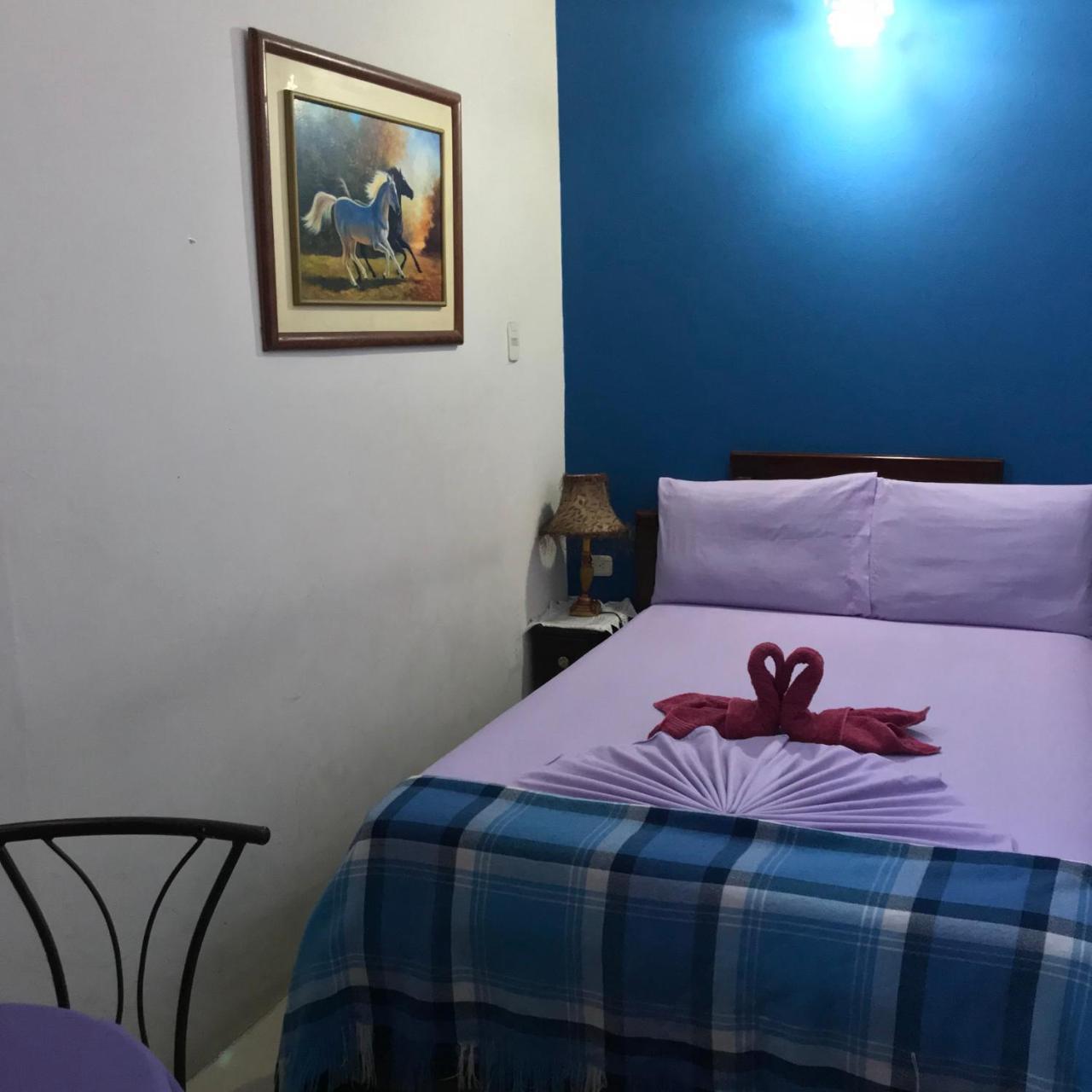 Hostal Puerto Azul マンタ エクステリア 写真