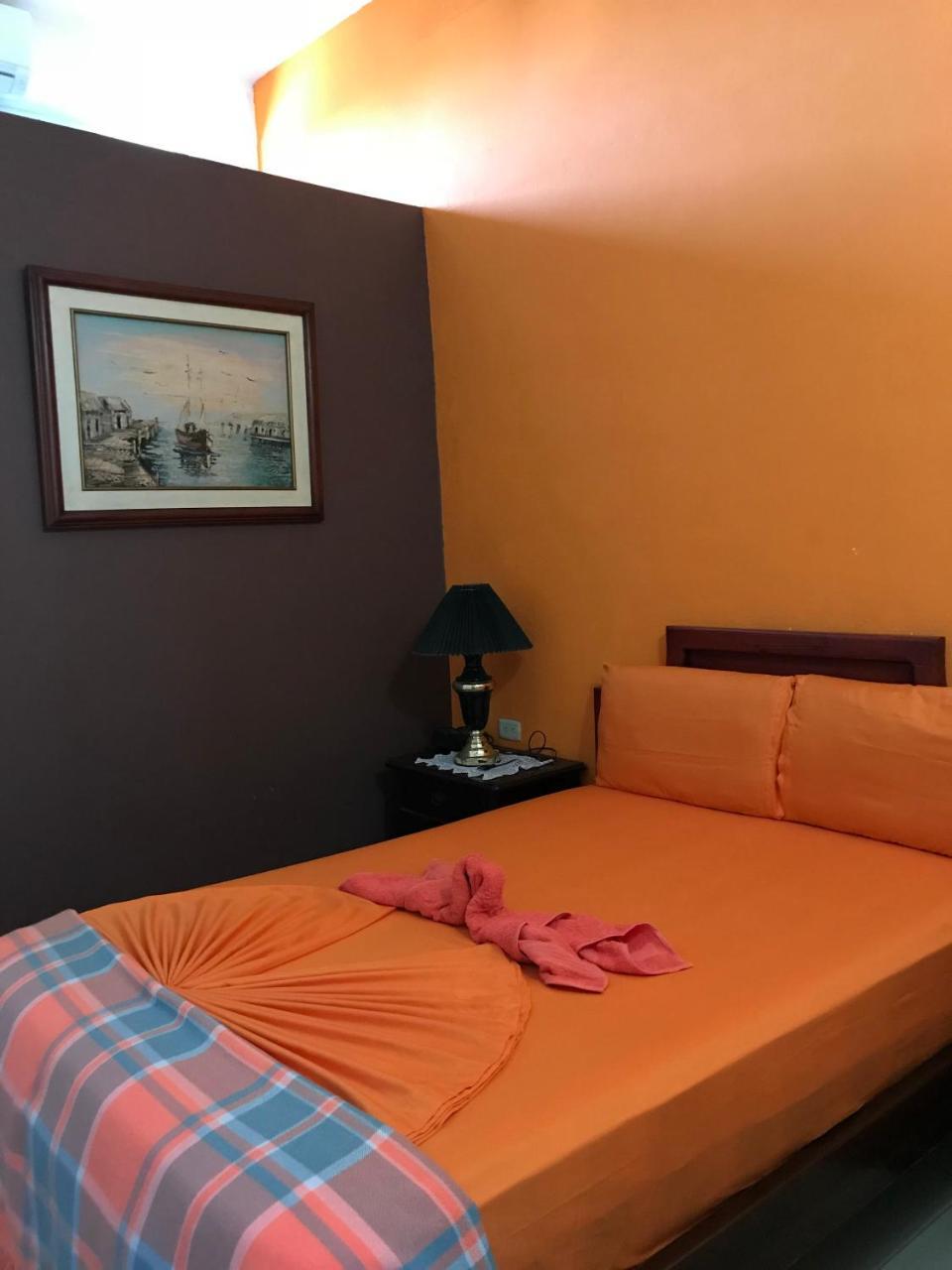 Hostal Puerto Azul マンタ エクステリア 写真